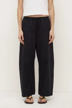 Amara Pant