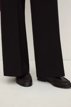 Avenue Leather Loafer