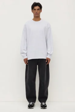 Barrel Leg Jean
