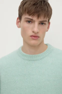 Dover Boucle Knit Cashmere Crew