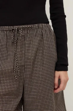 Harriet Check Short