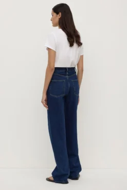 High Rise Straight Jean