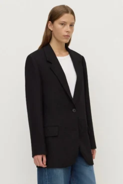 Isabel Blazer