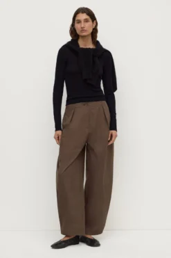 Jasmine Adjustable Barrel Pant