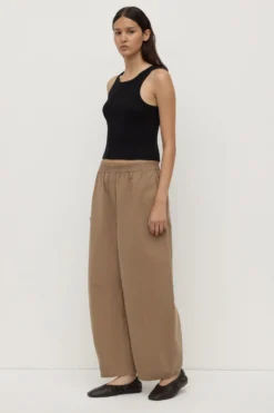 Lola Barrel Pant