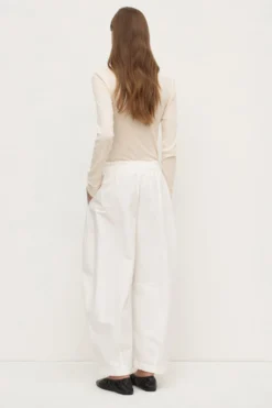 Lola Barrel Pant
