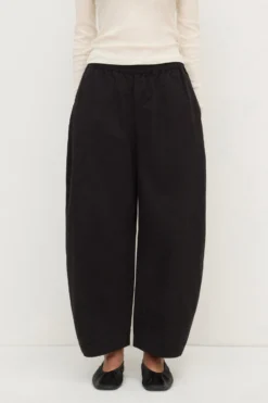 Lola Barrel Pant