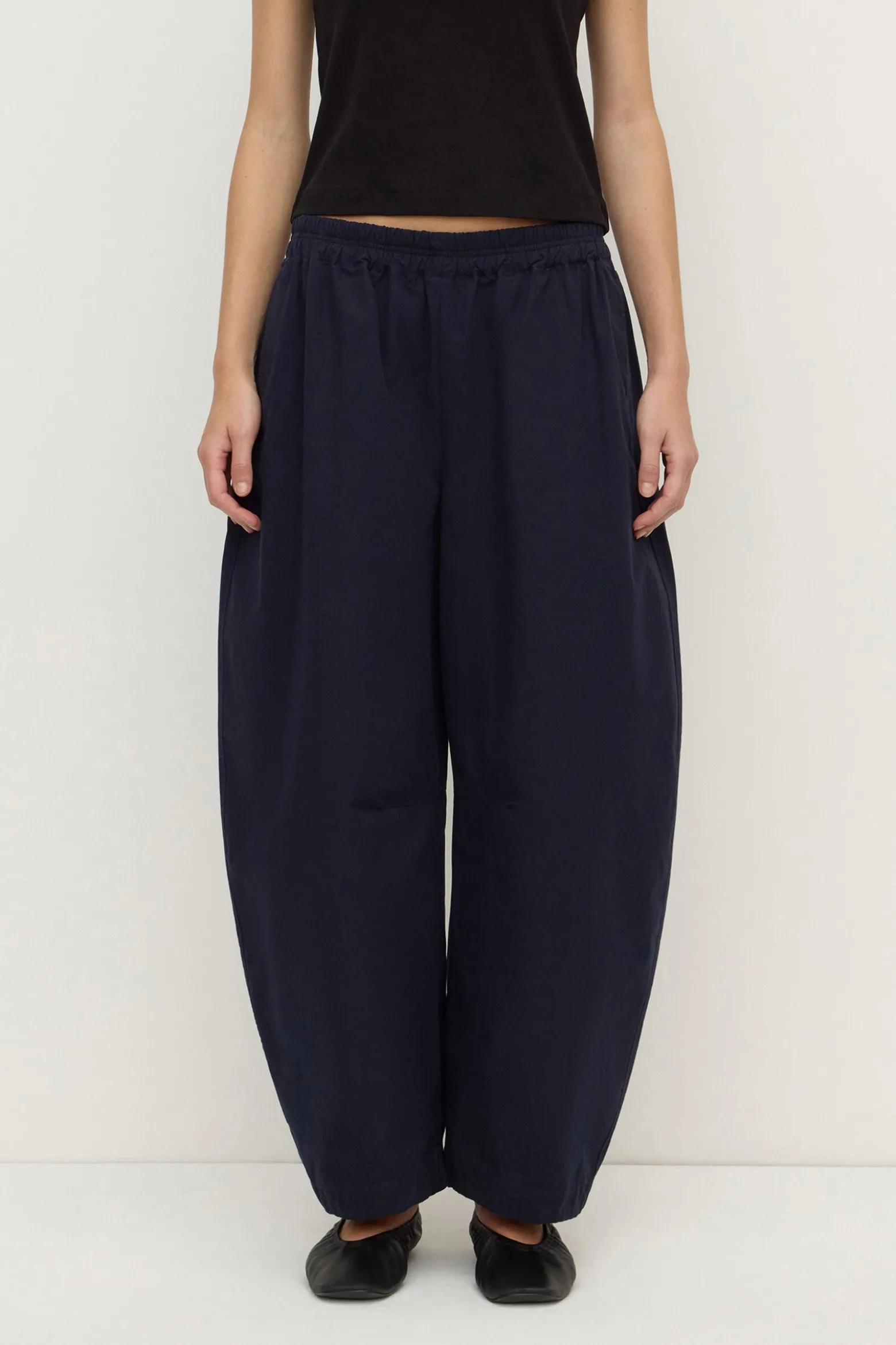 Lola Barrel Pant