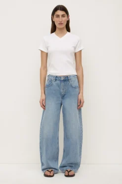 Low Curve Mid Rise Jean