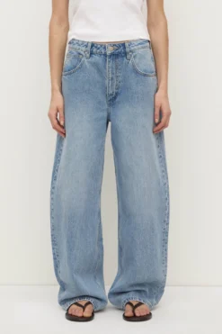 Low Curve Mid Rise Jean