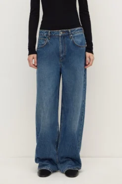 Low Curve Mid Rise Jean