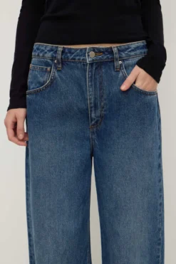 Low Curve Mid Rise Jean