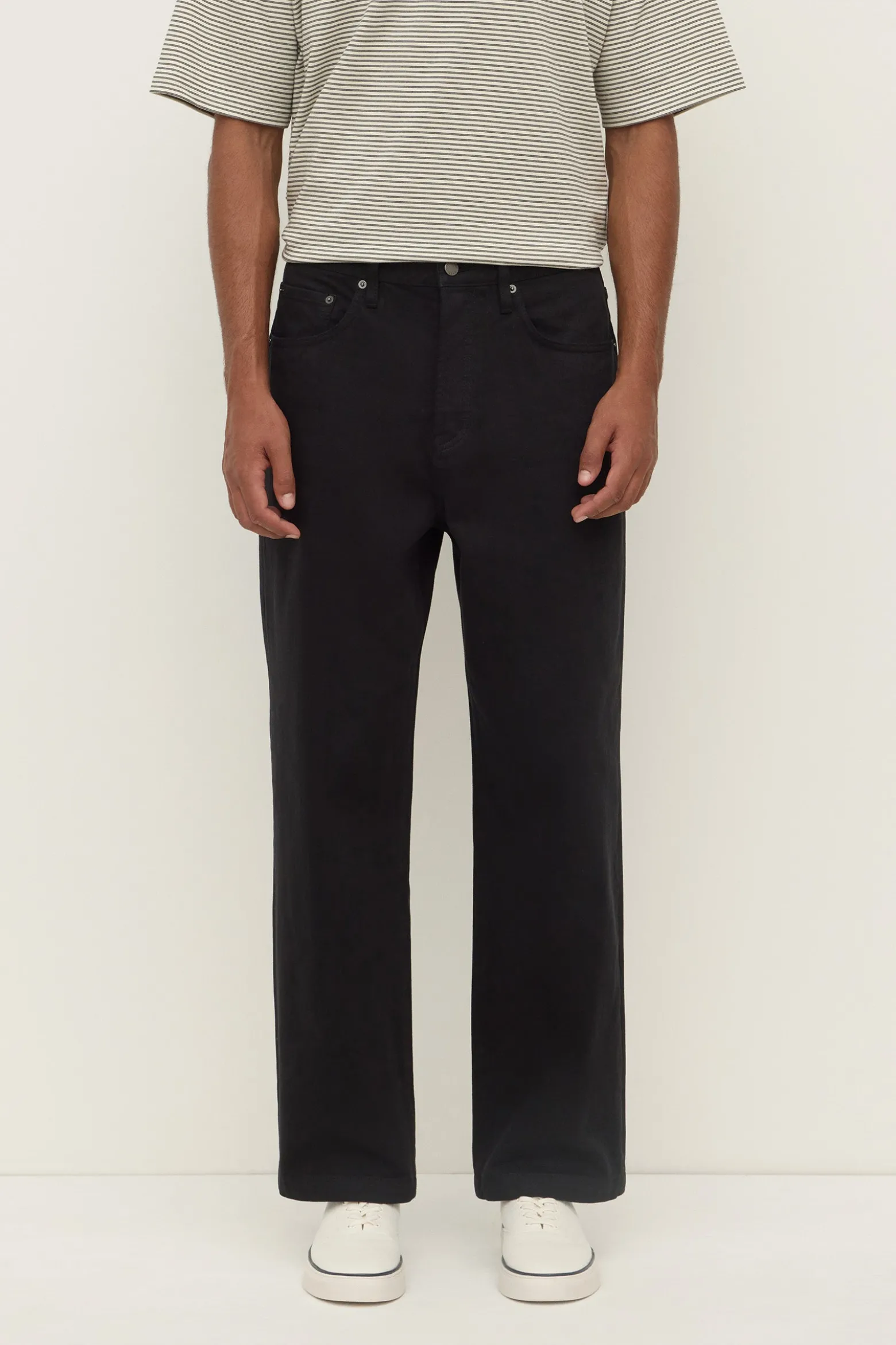 Mens Relaxed Jean