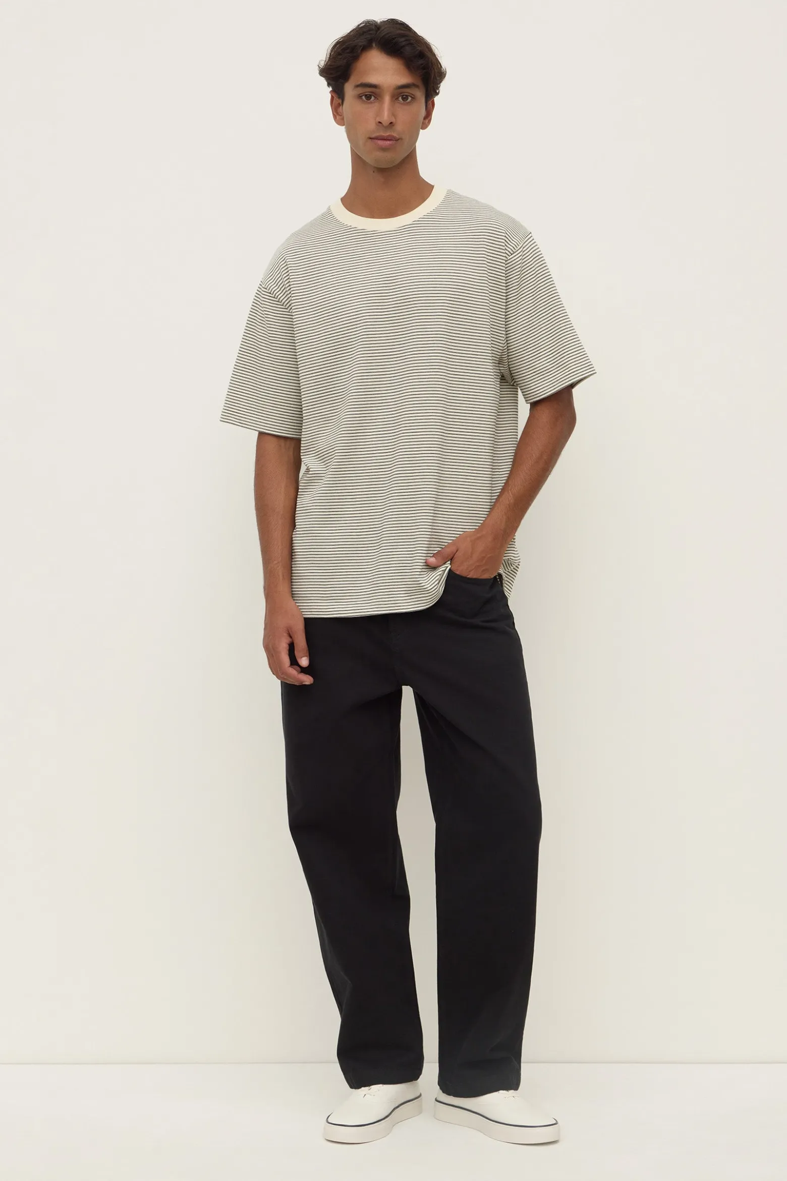 Mens Relaxed Jean