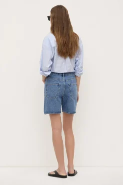 Mid Rise Vintage Denim Short