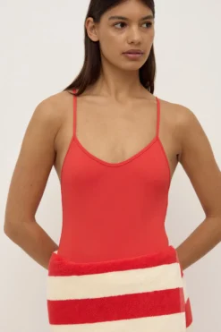 Sammy Scoop One Piece