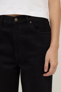 Slim Twist Jean