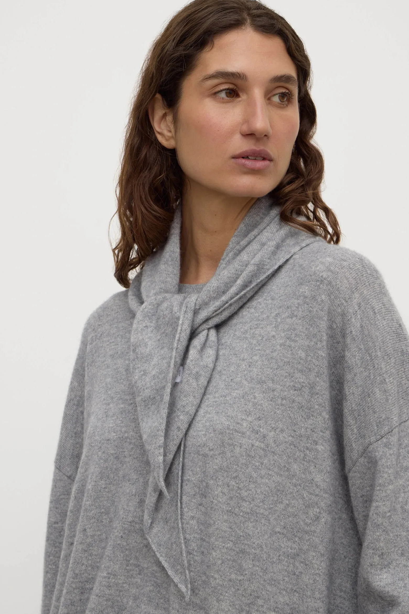 Triangular Cashmere Scarf